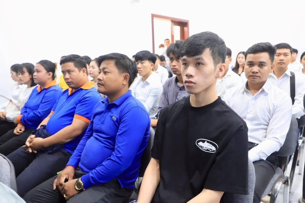 Commencement of the HoKa Hospitality Training Program for 100 Tourism Professionals in Preah Sihanouk Province!