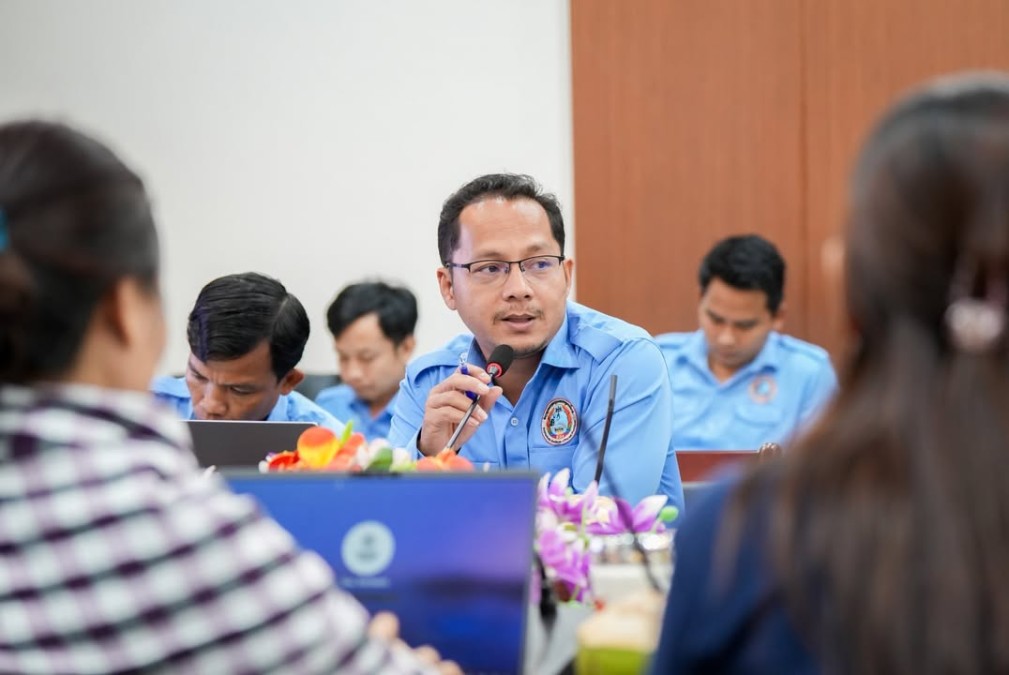 Representatives of the Ministry of Tourism, serving as Co-Vice Chair of the Skills Development Programme Advisory Committee, undertake a field mission to implementing partners in Pursat Province.