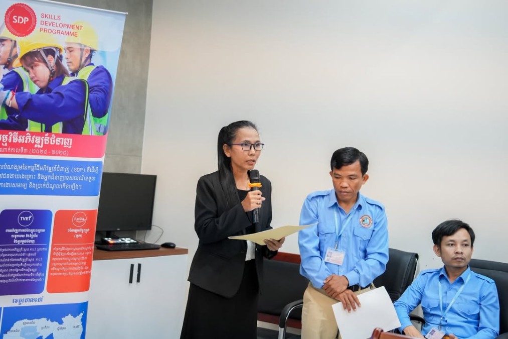 Representatives of the Ministry of Tourism, serving as Co-Vice Chair of the Skills Development Programme Advisory Committee, undertake a field mission to implementing partners in Pursat Province.