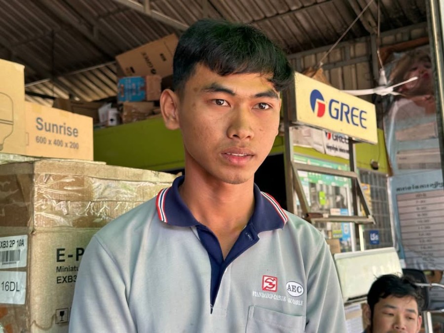 Representatives of the Ministry of Tourism, serving as Co-Vice Chair of the Skills Development Programme Advisory Committee, undertake a field mission to implementing partners in Pursat Province.