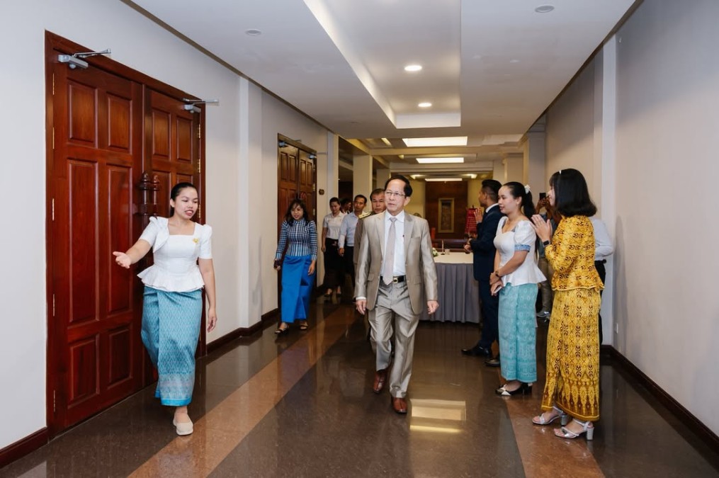 ក្រសួងទេសចរណ៍ ទទួលស្គាល់អ្នកជំនាញទេសចរណ៍ថ្មី ចំនួន ៧៨រូប តាមរយៈកម្មវិធីបណ្តុះបណ្តាល ហូកា (Hoka)!