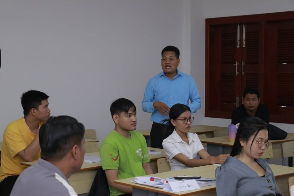 Ministry of Tourism Officials Monitor and Evaluate HoKa Hospitality Training for 100 Tourism Professionals in Preah Sihanouk Province