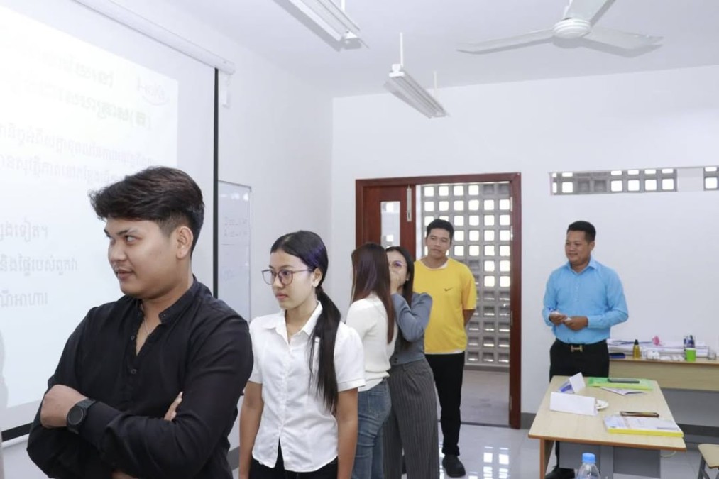Ministry of Tourism Officials Monitor and Evaluate HoKa Hospitality Training for 100 Tourism Professionals in Preah Sihanouk Province