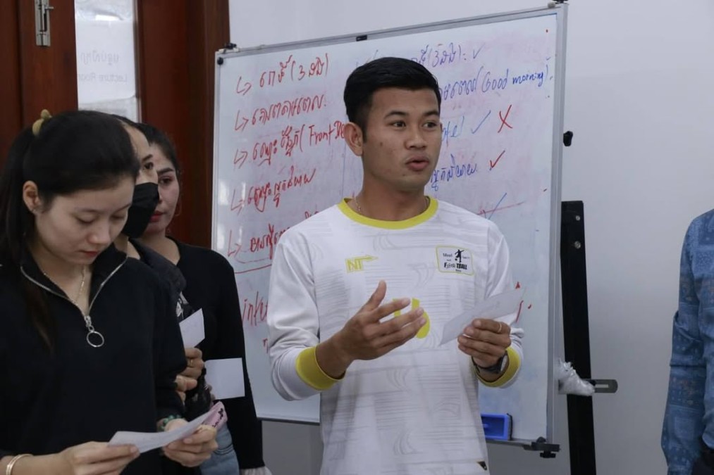 Ministry of Tourism Officials Monitor and Evaluate HoKa Hospitality Training for 100 Tourism Professionals in Preah Sihanouk Province