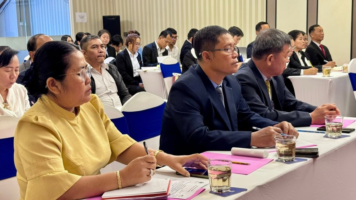 The Ministry of Tourism, in collaboration with the International Labour Organization (ILO), organized a training course on “National Trainers in Food and Beverage Services in accordance with the Cambodia National Qualifications Framework – Vocational Certificate Level 1 (C1).”