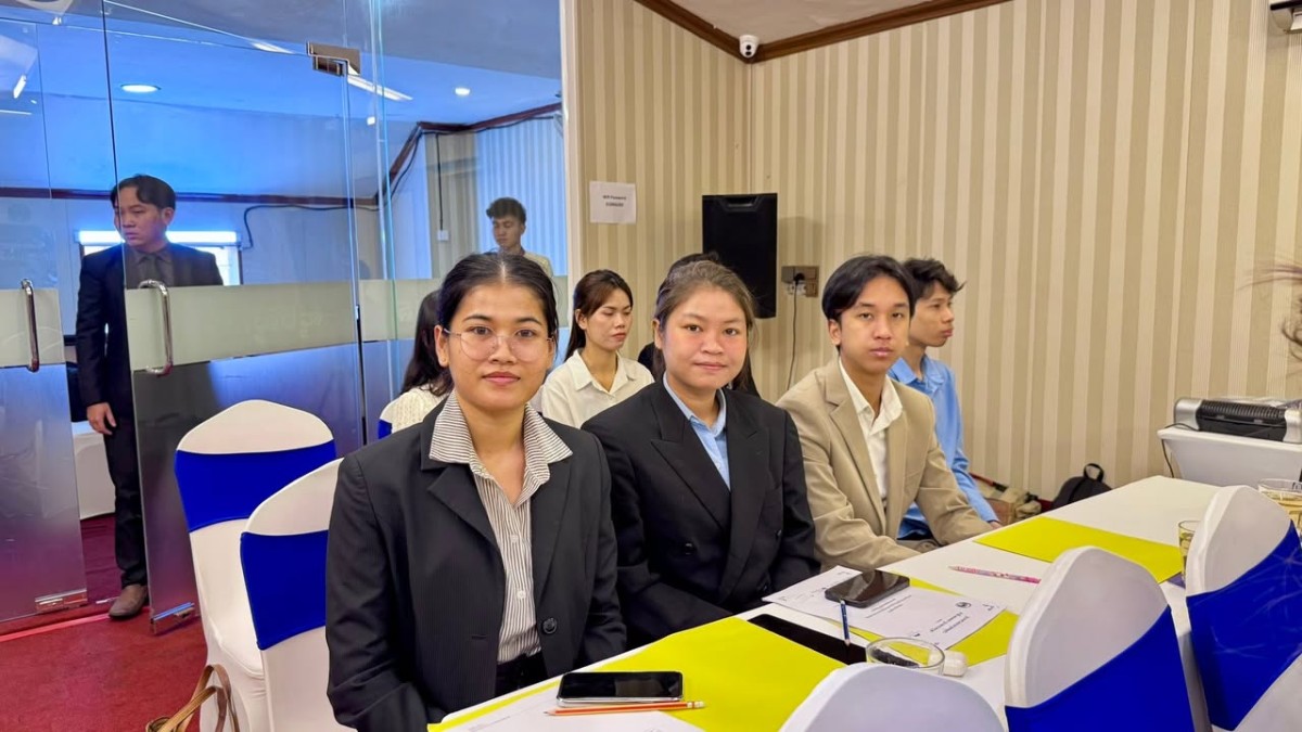 The Ministry of Tourism, in collaboration with the International Labour Organization (ILO), organized a training course on “National Trainers in Food and Beverage Services in accordance with the Cambodia National Qualifications Framework – Vocational Certificate Level 1 (C1).”