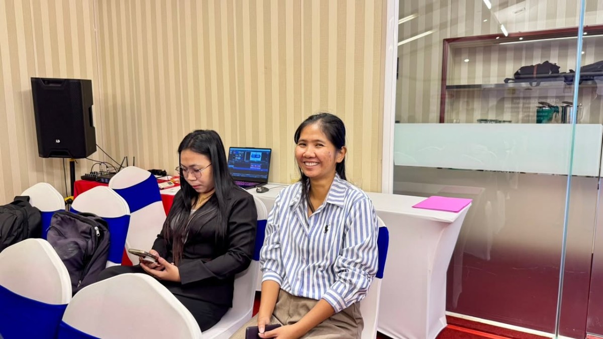 The Ministry of Tourism, in collaboration with the International Labour Organization (ILO), organized a training course on “National Trainers in Food and Beverage Services in accordance with the Cambodia National Qualifications Framework – Vocational Certificate Level 1 (C1).”