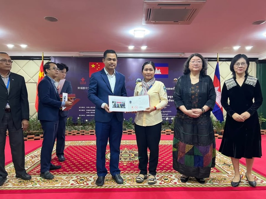 Congratulations to all 50 trainees who have successfully completed the 10-day training course on “Advanced Capacity Building for Chinese-Speaking Tourist Guides in Cambodia,” held in Siem Reap Province!