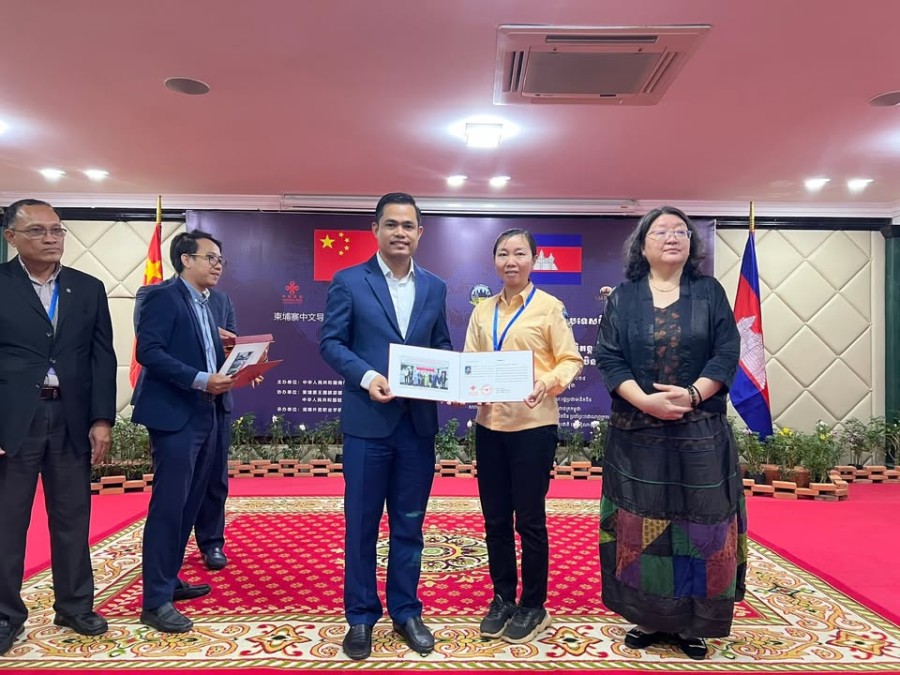 Congratulations to all 50 trainees who have successfully completed the 10-day training course on “Advanced Capacity Building for Chinese-Speaking Tourist Guides in Cambodia,” held in Siem Reap Province!