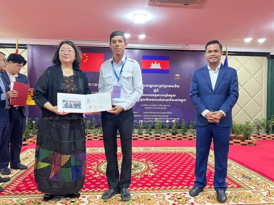 Congratulations to all 50 trainees who have successfully completed the 10-day training course on “Advanced Capacity Building for Chinese-Speaking Tourist Guides in Cambodia,” held in Siem Reap Province!