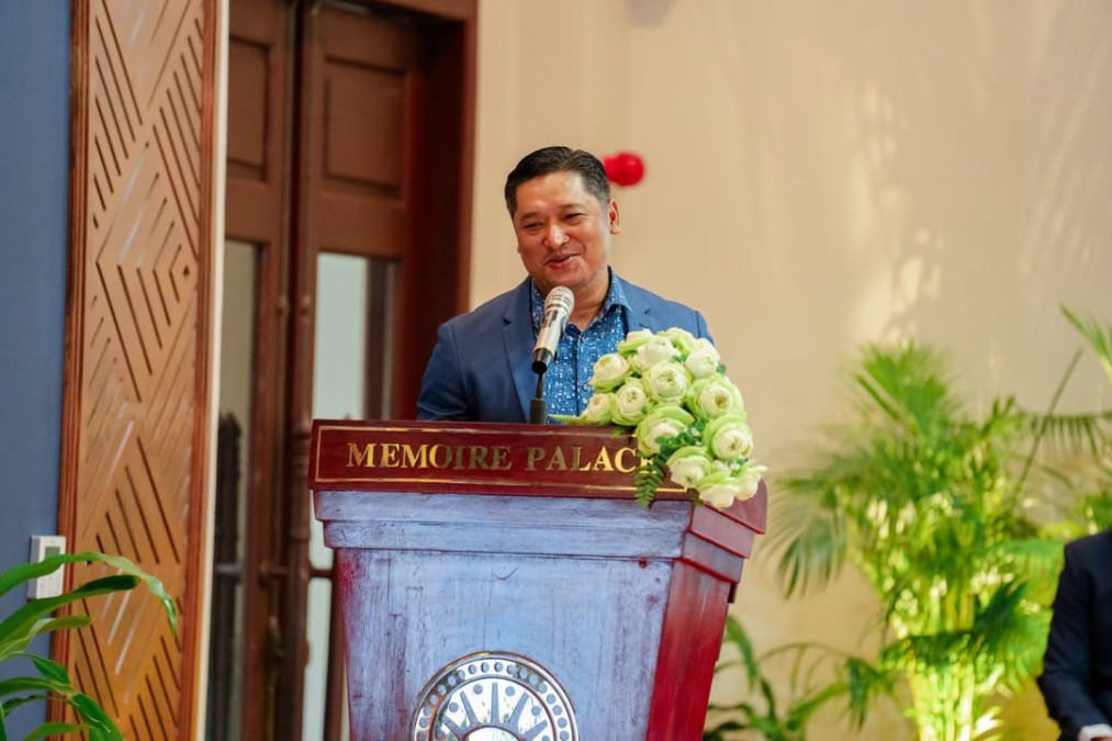 The Ministry of Tourism, in collaboration with the Siem Reap Provincial Tourism Club Association, the Skills Development Fund, and the private sector, has trained 200 newly qualified tourism professionals in Siem Reap Province.