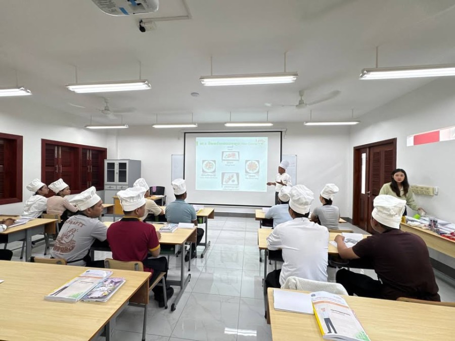 Cooking Training under the Hospitality Kampuchea (HoKa) Framework in Preah Sihanouk Province