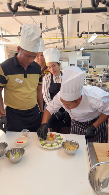 Cooking Training under the Hospitality Kampuchea (HoKa) Framework in Preah Sihanouk Province