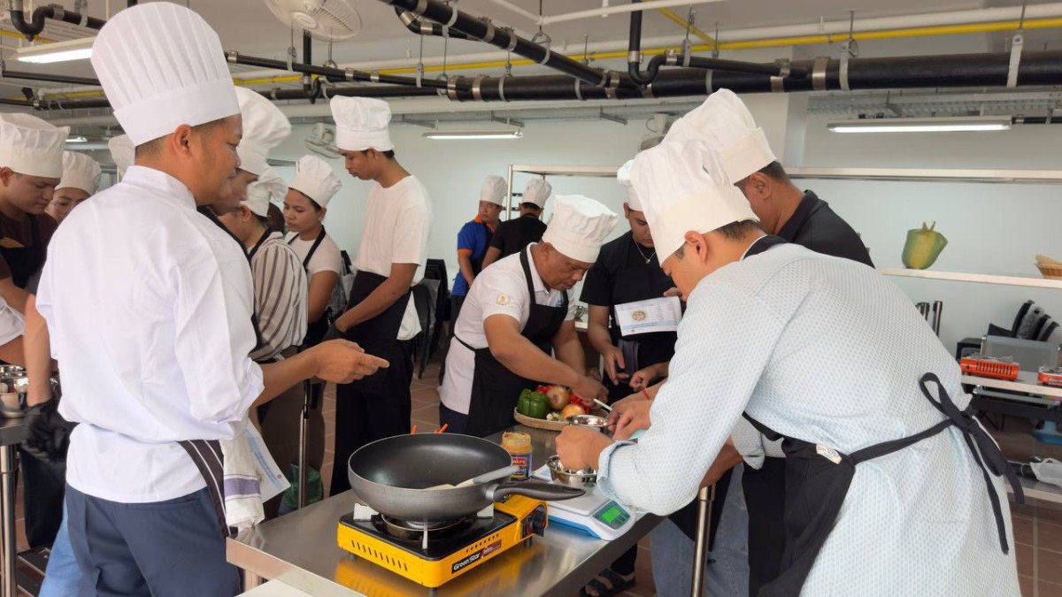 Cooking Training under the Hospitality Kampuchea (HoKa) Framework in Preah Sihanouk Province