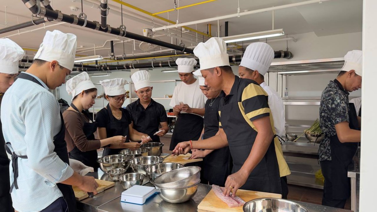 Cooking Training under the Hospitality Kampuchea (HoKa) Framework in Preah Sihanouk Province